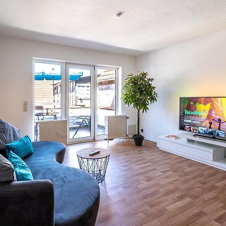 Gemuetliche 2-Zimmer Wohnung - Balkon - Parkplatz - Smart Tv - Arbeitsplatz ฟรีดแบร์ก ภายนอก รูปภาพ
